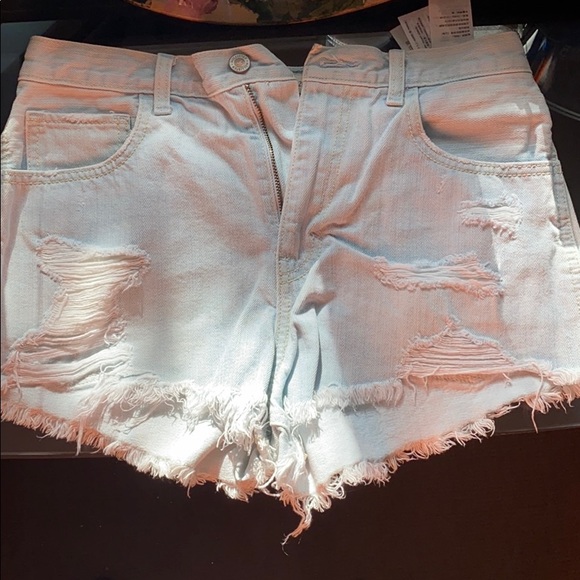 Hand-painted Hollister Shorts - Picture 2 of 3